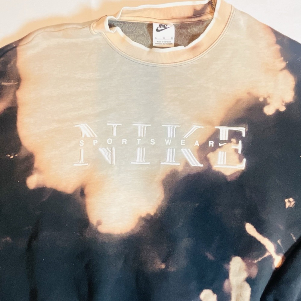VINTAGE NIKE CLASSIC SWOOSH TIE DYE  STREETWEAR Y2K  SOFT SWEATSHIRT 1990S XL. - Picture 2 of 12